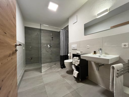 Badezimmer - Reinsicht